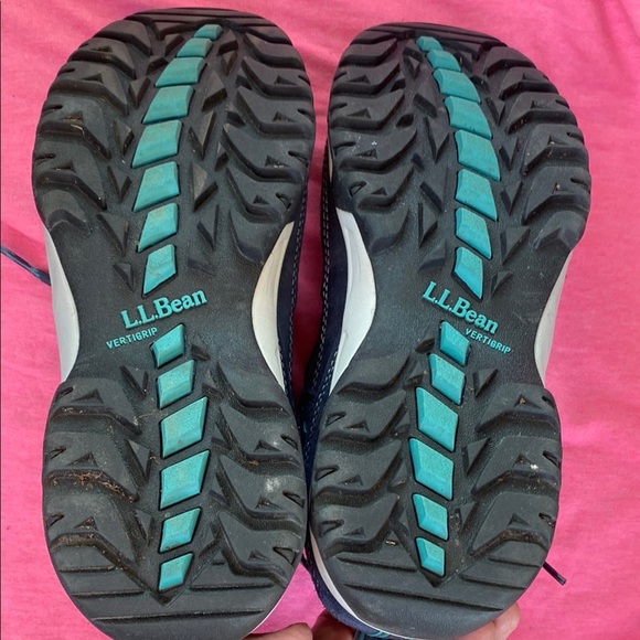 Women’s L.L. Bean Vertigrip Green and Teal Size 9 Medium Sneakers - Picture 7 of 9